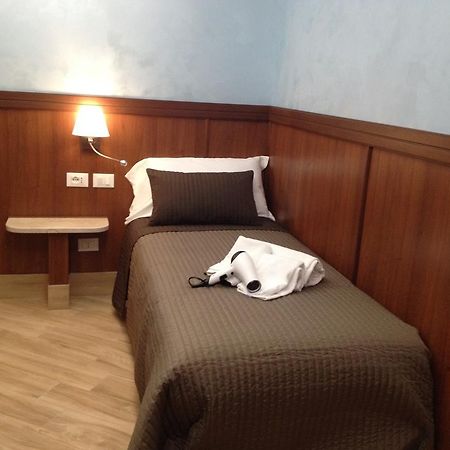 Bed and Breakfast Residenza Matteucci Roma Exterior foto