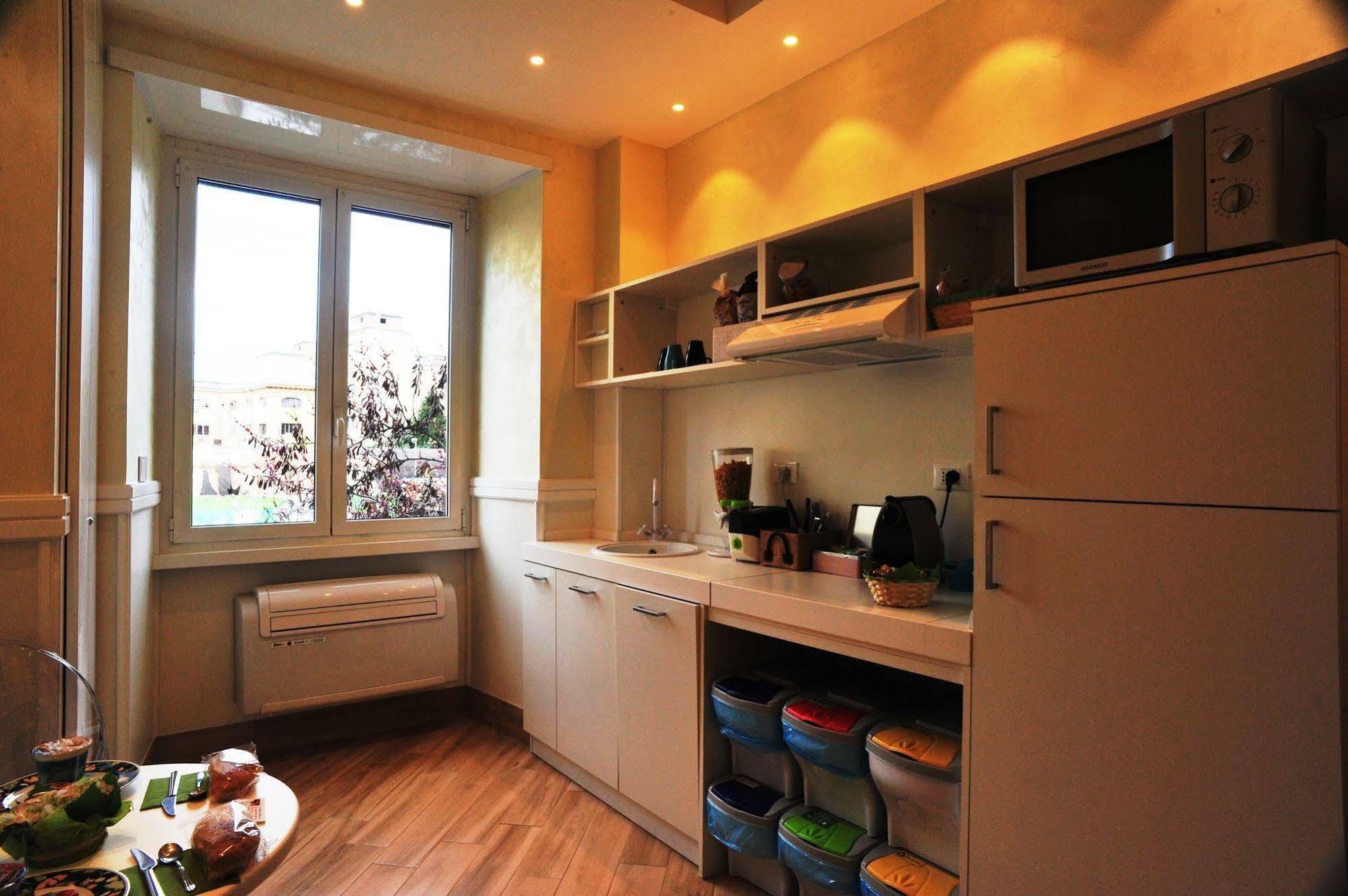 Bed and Breakfast Residenza Matteucci Roma Exterior foto