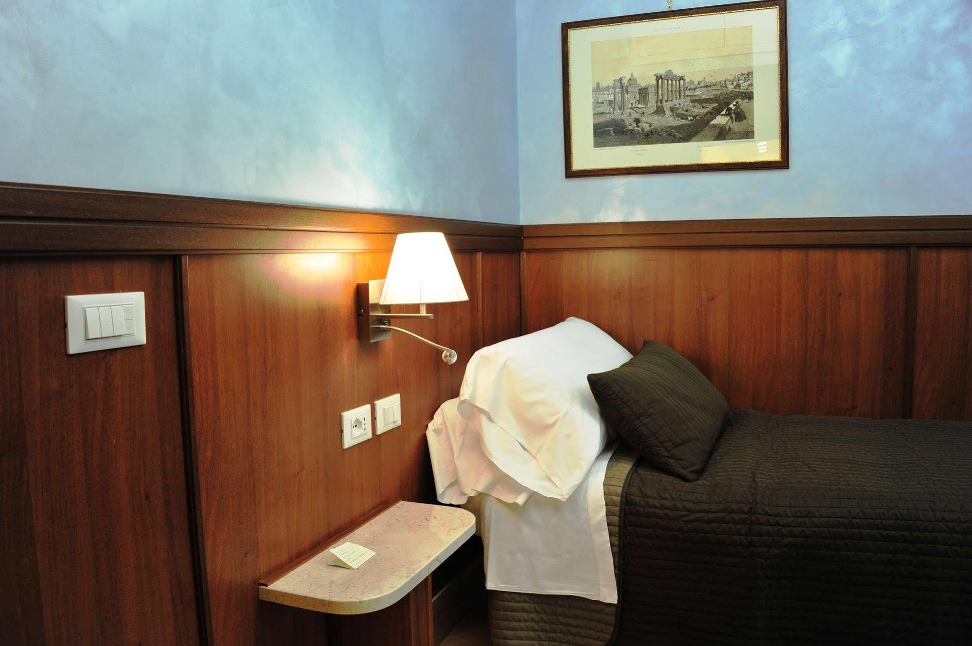 Bed and Breakfast Residenza Matteucci Roma Exterior foto